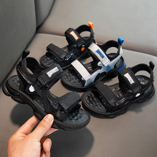 Fiú szandál textil pánttal és matricákkal