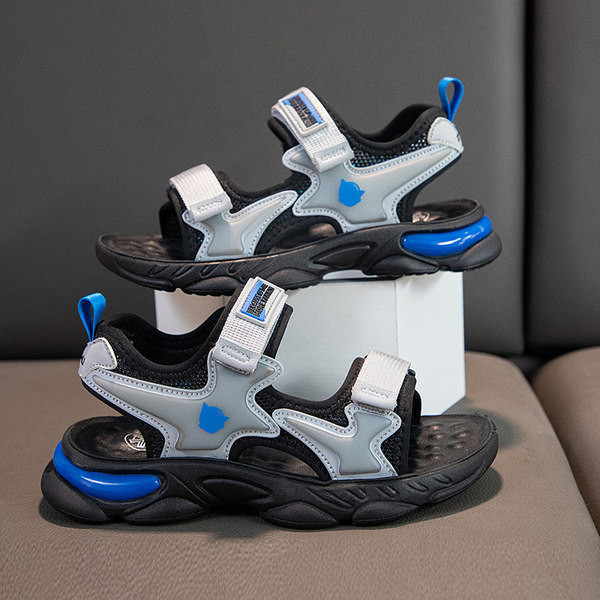 Fiú szandál textil pánttal és matricákkal