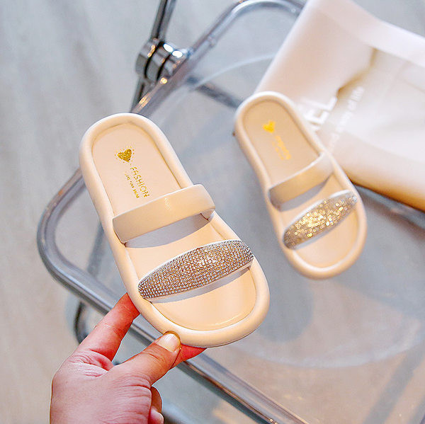 Παντόφλες για κορίτσια με διακοσμητικές πέτρες