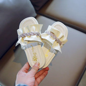 Kolmes värvitoonis kivikestega lastesussid