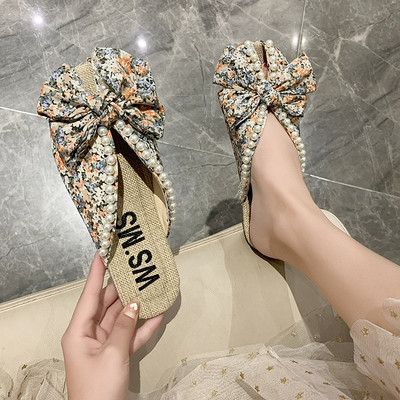 Alkalmi gyerekpapucs gyöngyökkel lányoknak