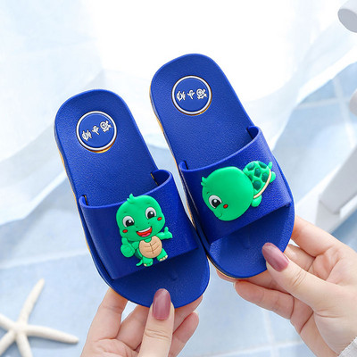 Nyári alkalmi papucs 3D elemmel