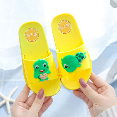 Nyári alkalmi papucs 3D elemmel