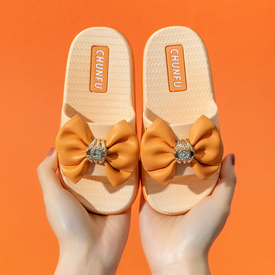 Laste kummist sussid paelaga - nelja värvi