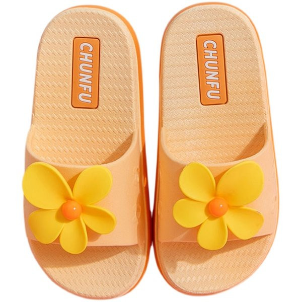 Gyermek gumipapucs szalaggal - négy színben