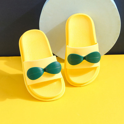 Παιδικές λαστιχένιες παντόφλες με επίπεδη σόλα νέο μοντέλο