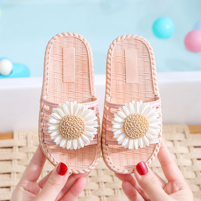 Alkalmi gyerekpapucs 3D elemmel lányoknak