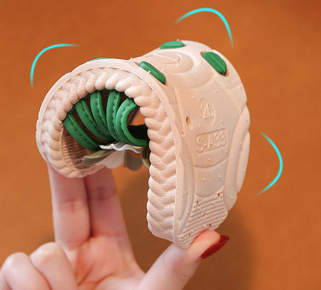 Alkalmi gyerekpapucs 3D elemmel lányoknak