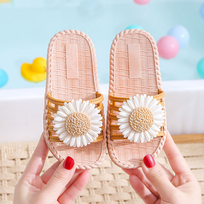 Gumi papucs lányoknak 3D virággal