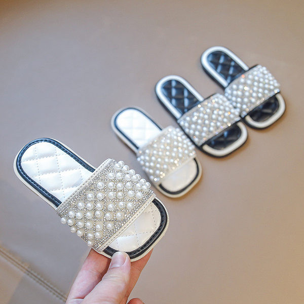 Μοντέρνες παιδικές παντόφλες με πέρλες για κορίτσια