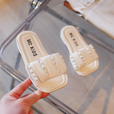 Παντόφλες για κορίτσια με διακοσμητικές πέρλες