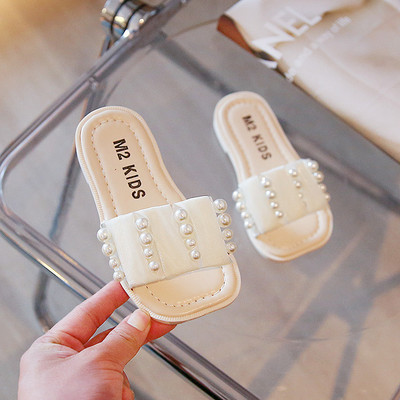 Παντόφλες για κορίτσια με διακοσμητικές πέρλες