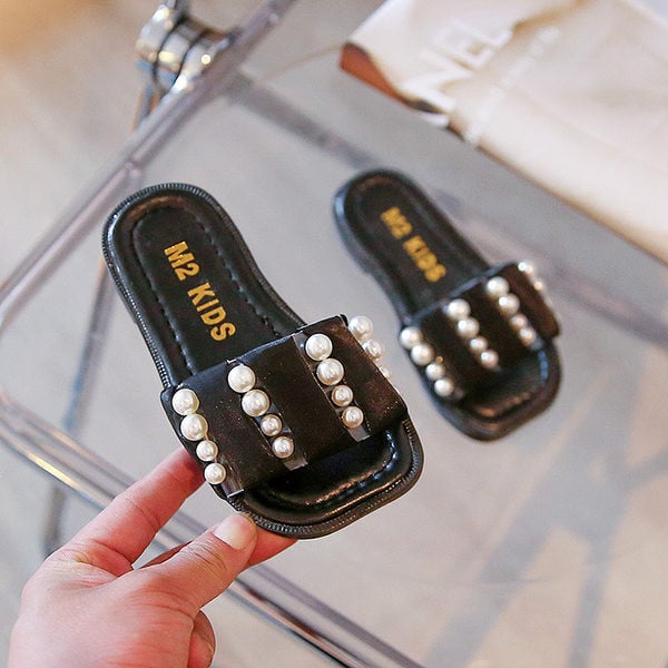 Παντόφλες για κορίτσια με διακοσμητικές πέρλες