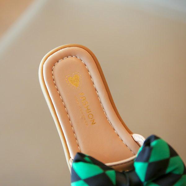 Három színű szalagos, lapos talpú gyerekpapucs