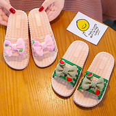 Laste vabaaja sussid paela ja lameda tallaga