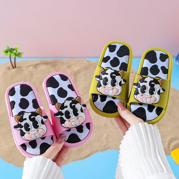 Λαστιχένιες παντόφλες για κορίτσια με animal print