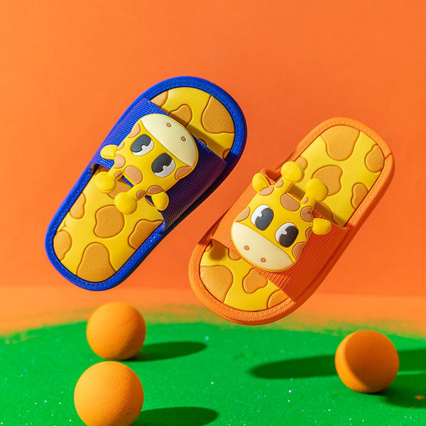 Gyermekpapucs új modellje díszítéssel - több színben