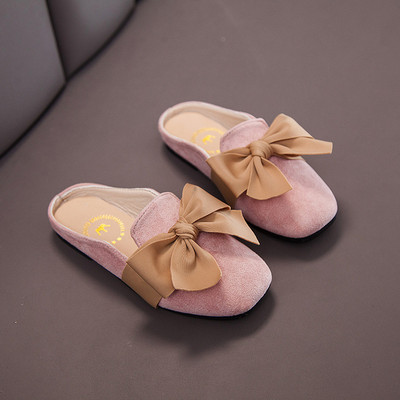 Μοντέρνες παιδικές παντόφλες με κορδέλα