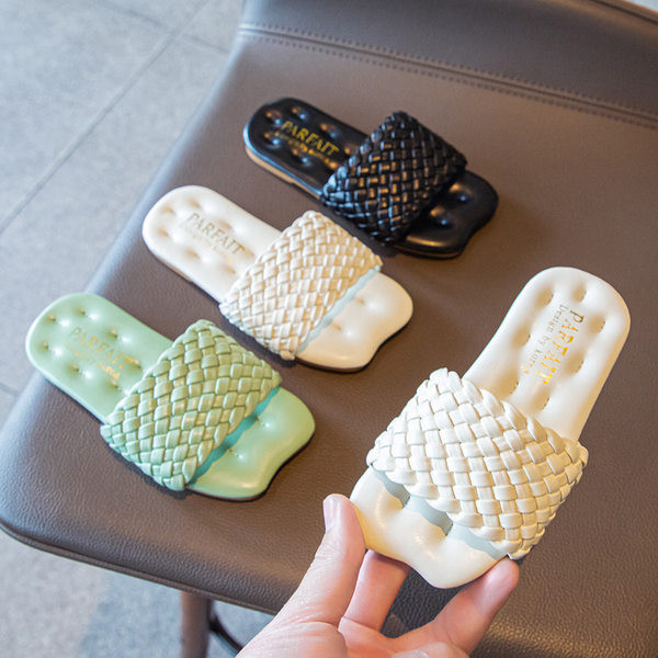 Παιδικές παντόφλες με επίπεδη σόλα - τριών χρωμάτων