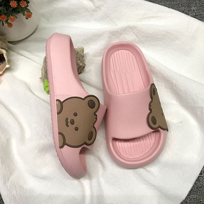 Παιδικές λαστιχένιες παντόφλες με απλικέ σε πολλά χρώματα