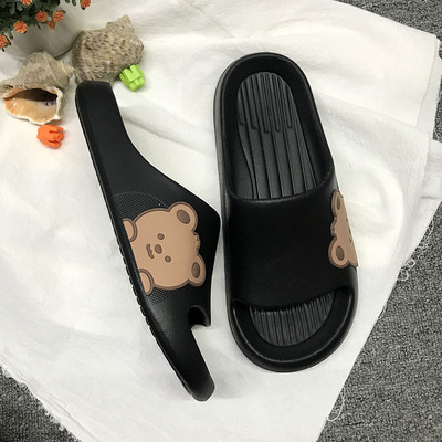 Παιδικές λαστιχένιες παντόφλες με απλικέ σε πολλά χρώματα