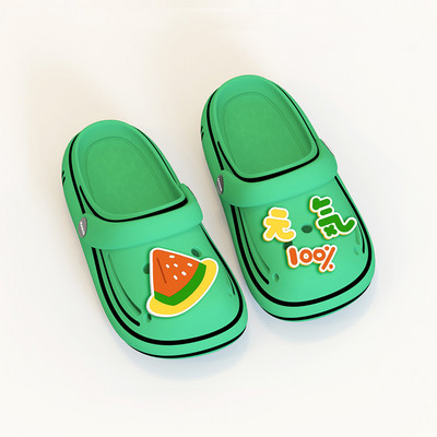 Gumi crocs gyerekeknek színes applikációkkal