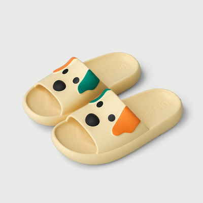 Καλοκαιρινές casual παντόφλες με φλατ σόλα