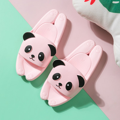 Παιδικές λαστιχένιες παντόφλες με τρισδιάστατο σχήμα