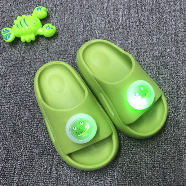 Lapos talpú gumipapucs - három színben