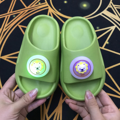 Alkalmi gyerekpapucs lányoknak három színben