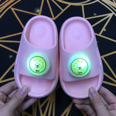 Alkalmi gyerekpapucs lányoknak három színben