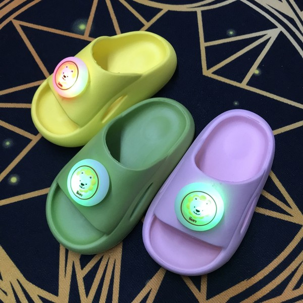 Alkalmi gyerekpapucs lányoknak három színben