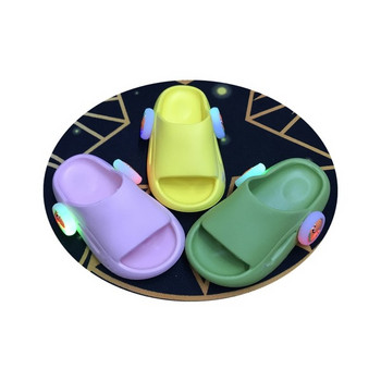 Παιδικές παντόφλες από καουτσούκ - τριών χρωμάτων