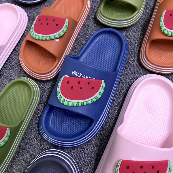 Gumi gyerekpapucs színes rátéttel - sok színben