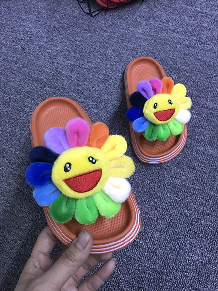 Gyermek papucs színes díszítéssel - többféle színben