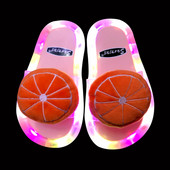 Παιδικές φωτεινές παντόφλες για κορίτσια με απλικέ