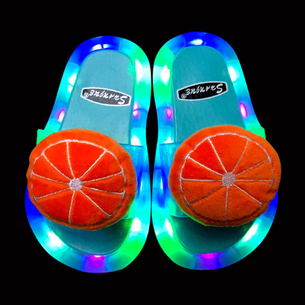 Παιδικές φωτεινές παντόφλες για κορίτσια με απλικέ