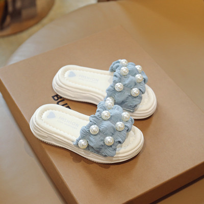 Neljas värvitoonis pärlitega lastesussid