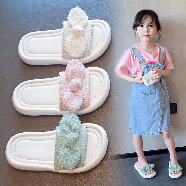 Papucs lányoknak textil pánttal és szalaggal