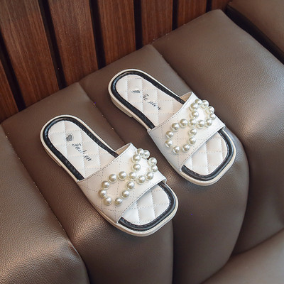 Παιδικές δερμάτινες παντόφλες με πέρλες για κορίτσια