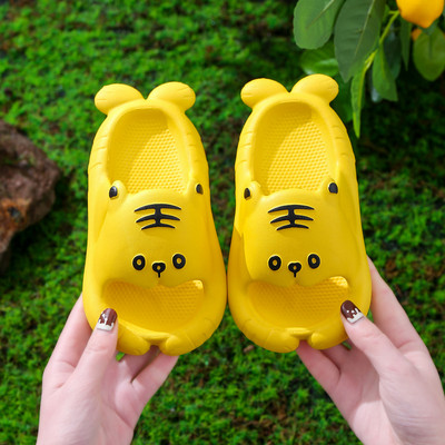 Gumi papucs 3D alkalmazással