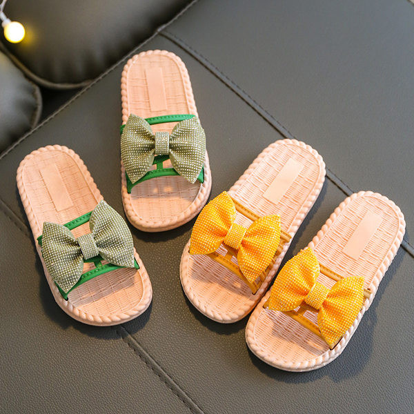 Παιδικές λαστιχένιες παντόφλες με κορδέλα