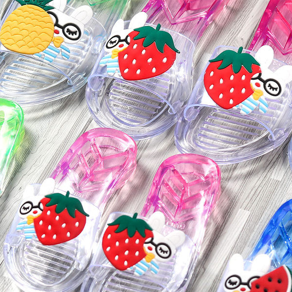 Διάφανες παντόφλες για κορίτσια με 3D εφαρμογή