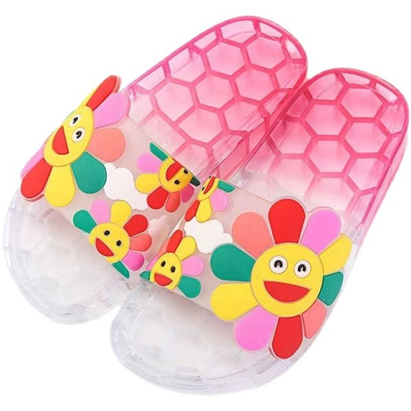 Παιδικές παντόφλες με απλικέ και επίπεδη σόλα