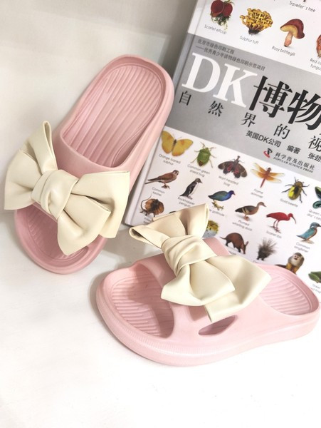 Παιδικές παντόφλες με κορδέλα για κορίτσια