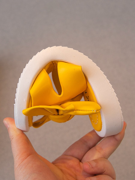 Παντόφλες για κορίτσια από οικολογικό δέρμα με κορδέλα - τριών χρωμάτων