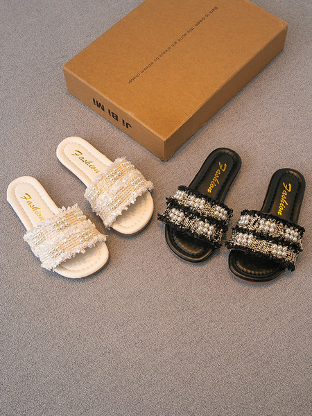 Μοντέρνες παιδικές παντόφλες με πέρλες