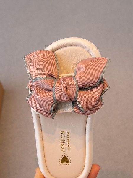 Παιδικές παντόφλες με κορδέλα σε μαύρο και ροζ χρώμα