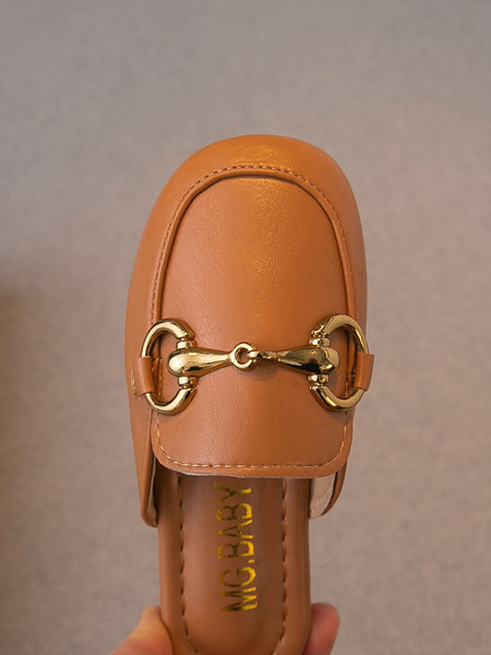 Παιδικές παντόφλες στρογγυλεμένο μοντέλο με κλειστά δάχτυλα