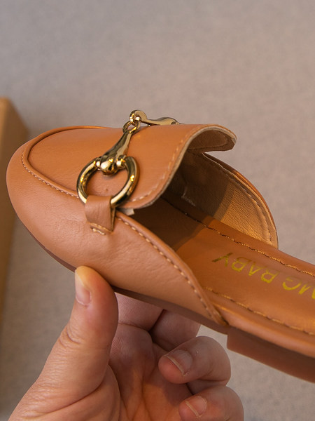 Παιδικές παντόφλες στρογγυλεμένο μοντέλο με κλειστά δάχτυλα